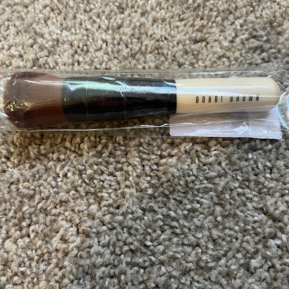 COPY - Bobbi Brown full coverage face bronzer brush - Picture 3 of 5